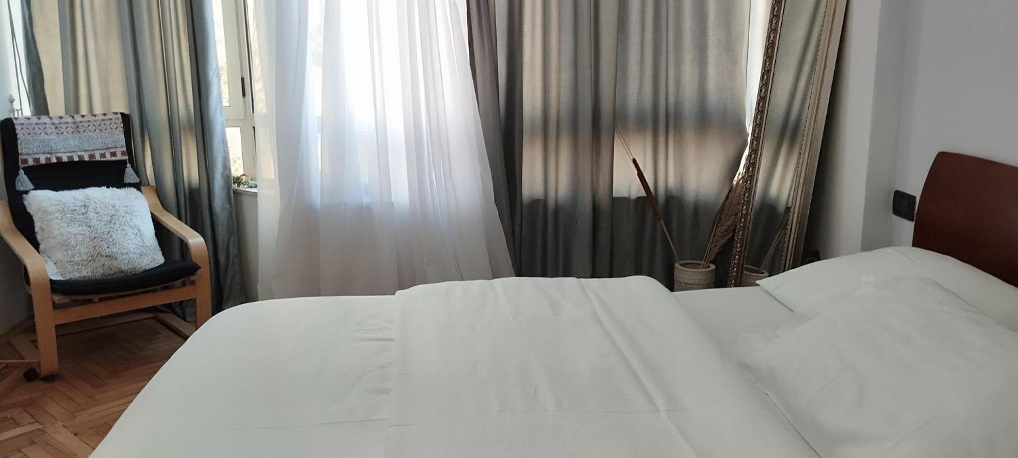 Bea City Center Apartment Тирана Экстерьер фото